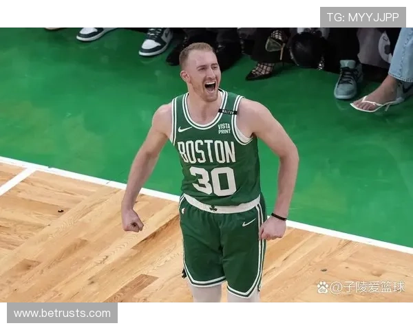 厄瓜多尔首位NBA球员获总统表彰 绿军双向球员为国家赢得荣誉 厄瓜多尔首位NBA球员获总统表彰 绿军双向球员为国家赢得荣誉